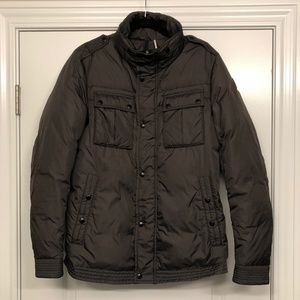 Moncler Men's Nylon Down Jacket - Army green  - Mint condition